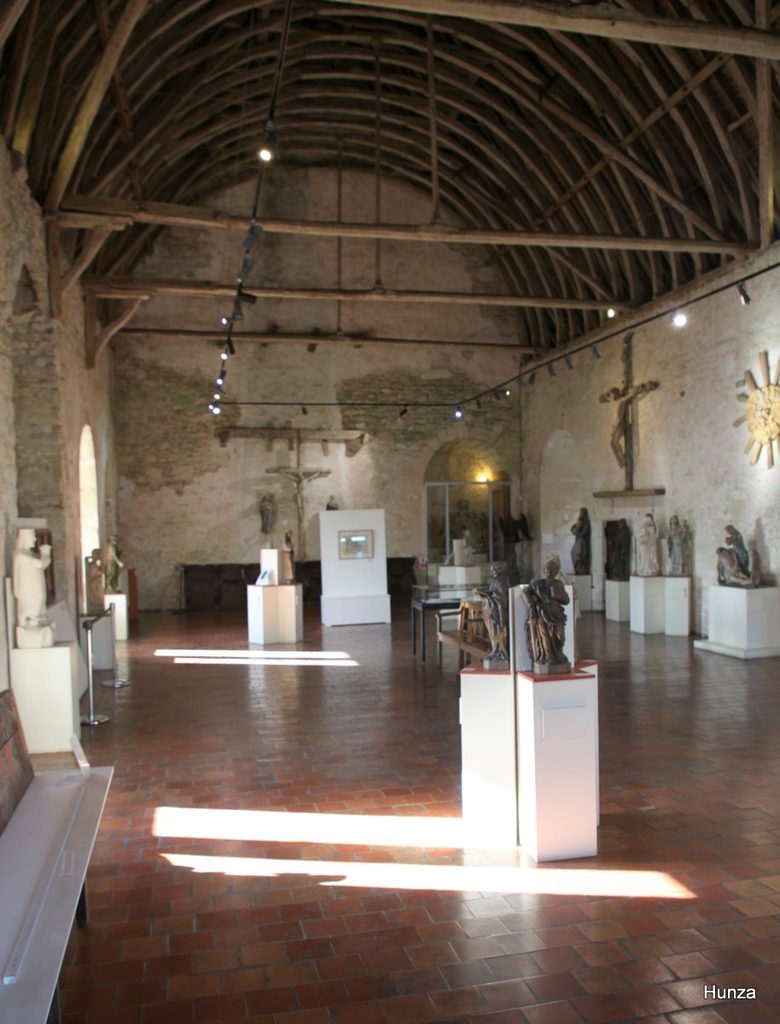 Grande salle du Musée de l'Archerie et du Valois à Crépy-en-Valois