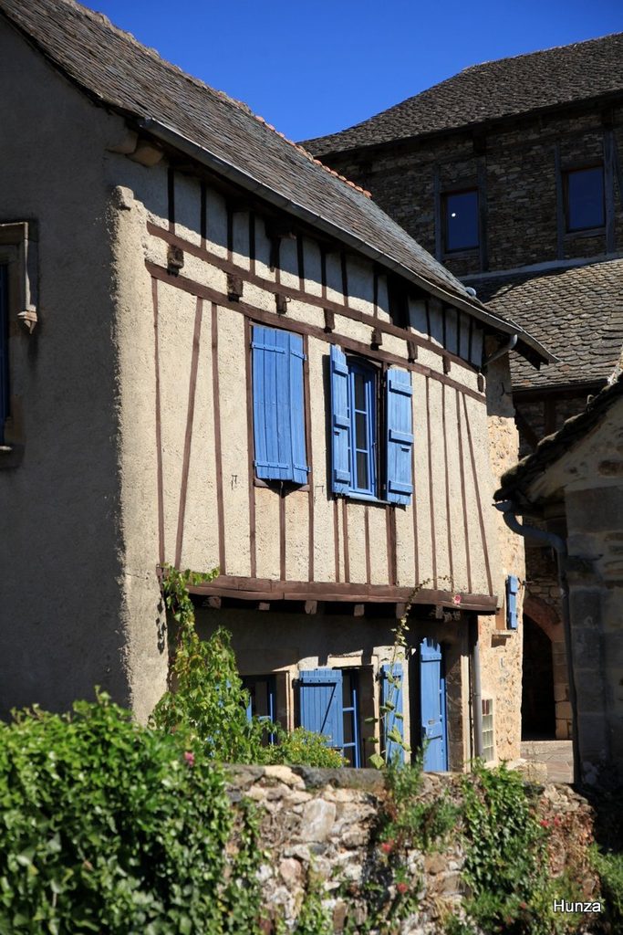 Maison à pans de bois rue du Château à Najac