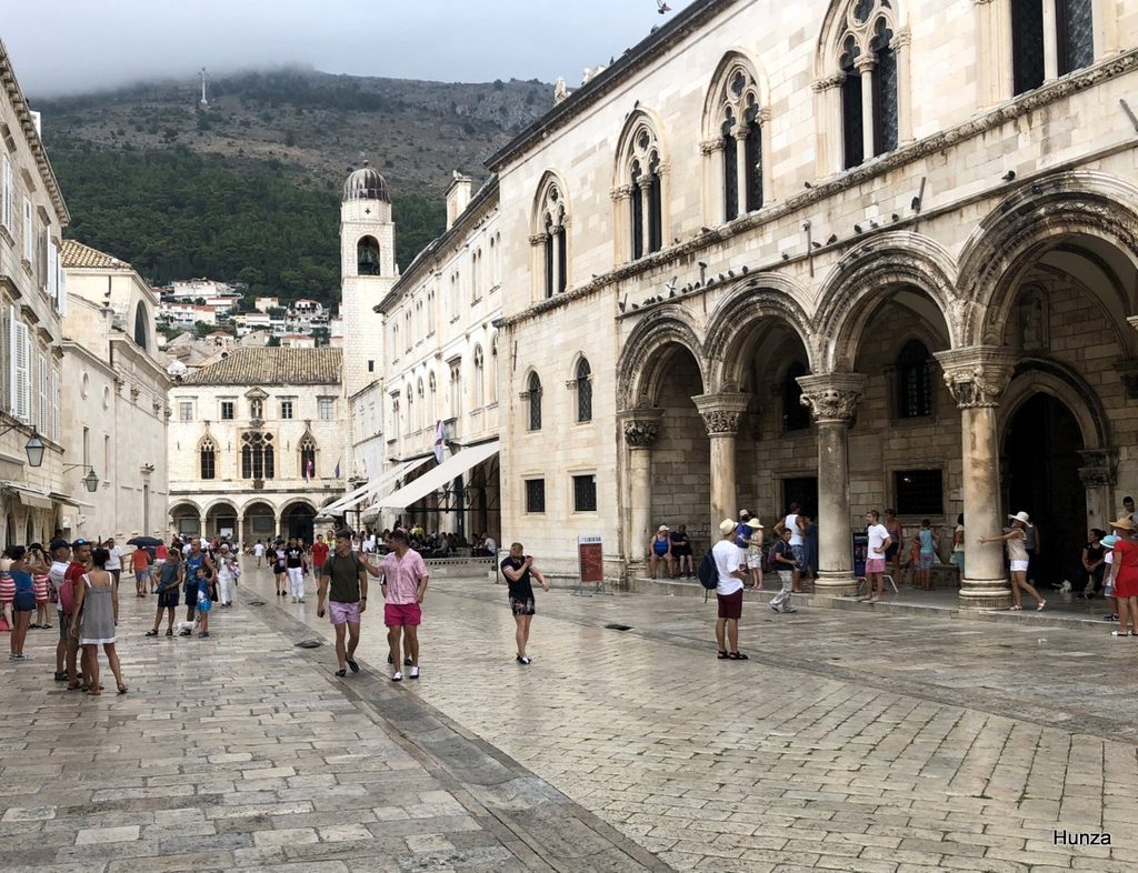 Palais du Recteur à Dubrovnik avec ses arcades