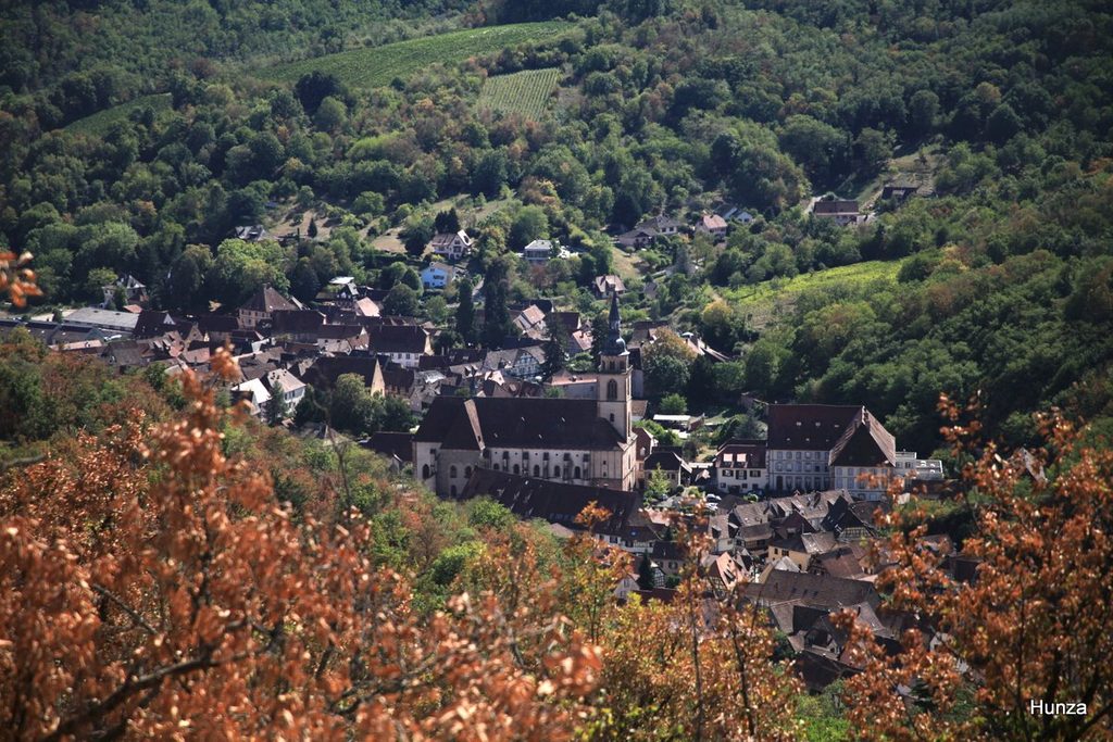 Vue d’Andlau depuis le Rocher Sainte-Richarde