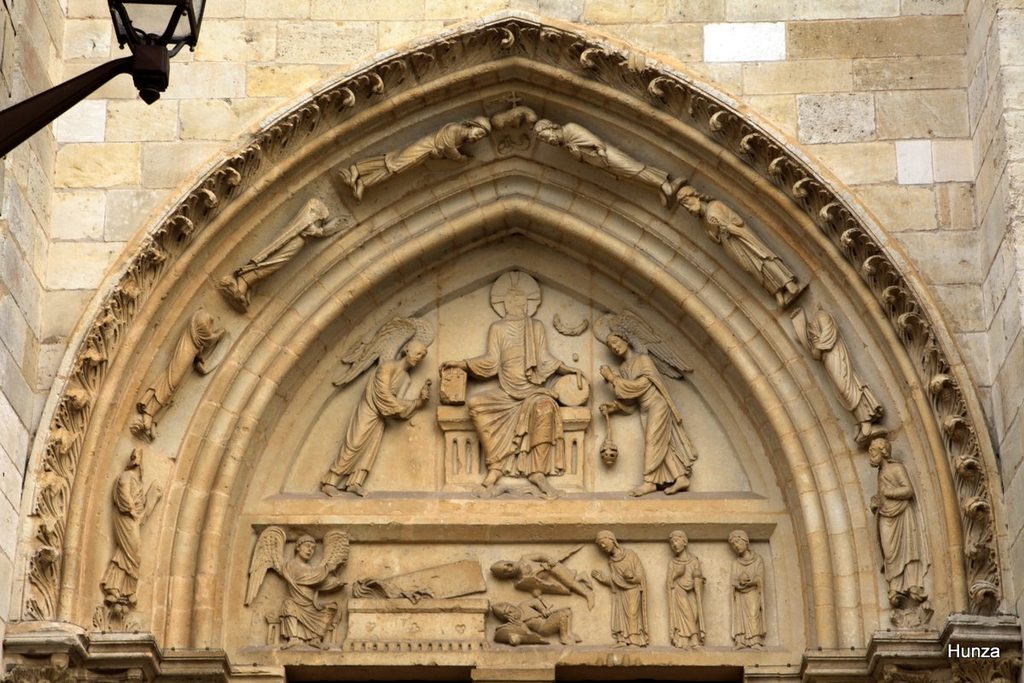 Portail de la résurrection du Christ de la collégiale Notre-Dame de Mantes-la-Jolie