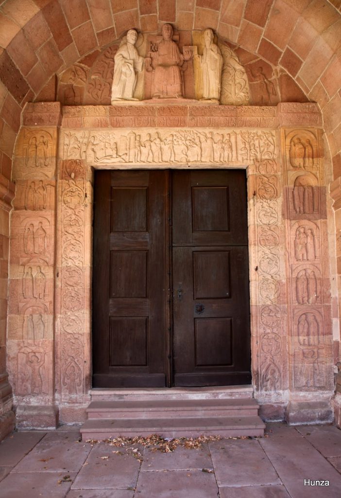 Portail roman sculpté de l’église d’Andlau