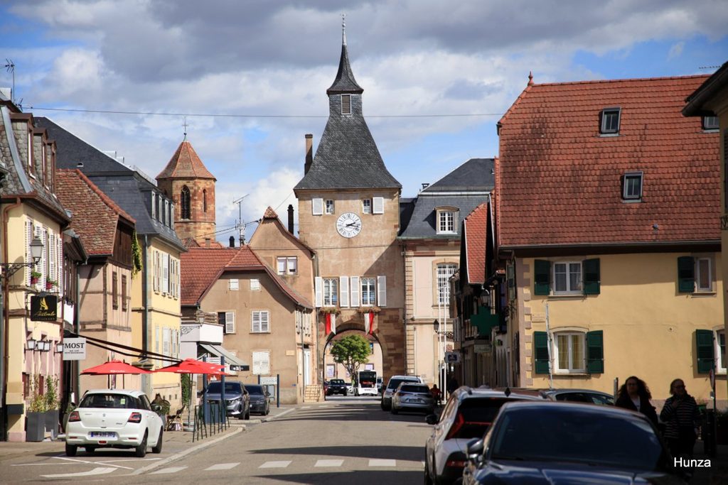 Porte de l’Horloge de Rosheim vue depuis l’ouest