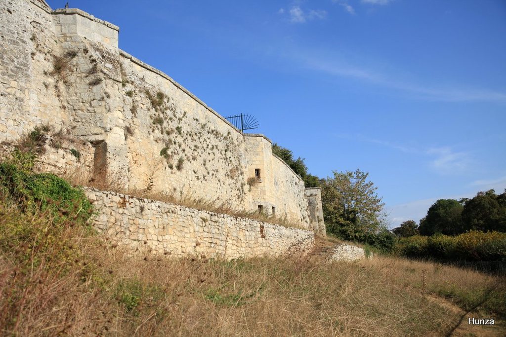 Remparts du château des seigneurs de Crépy-en-Valois