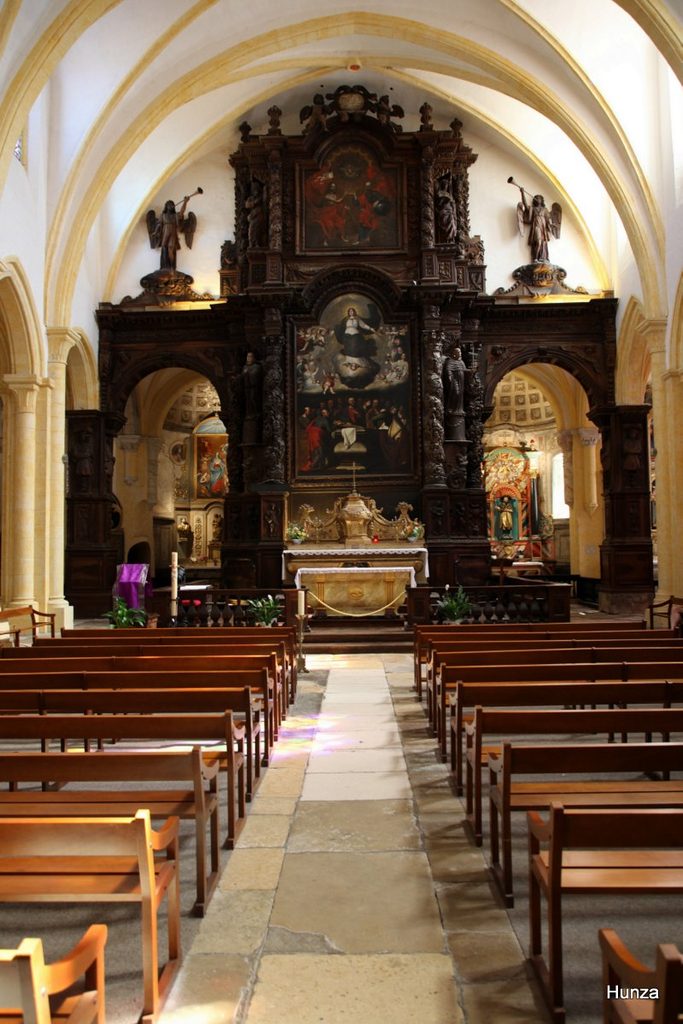 Grand retable baroque du chœur de l’église Notre-Dame-du-Puy à Figeac