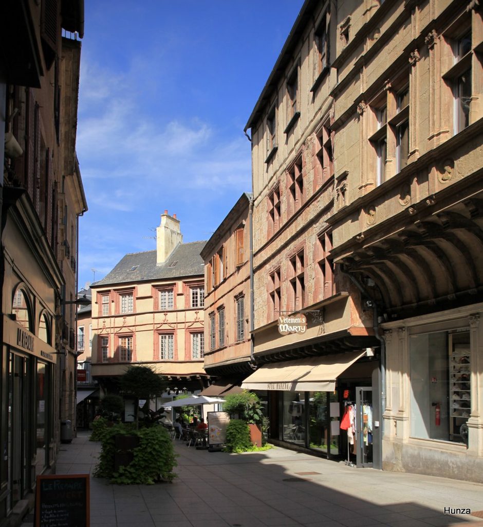 Rue d'Armagnac dans le centre historique de Rodez