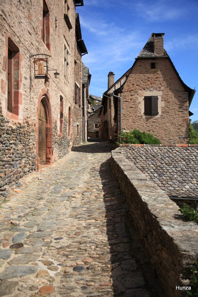 Rue Emile Roudier à Conques 