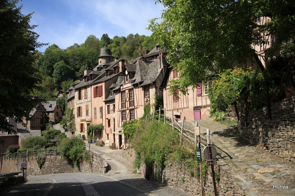Rue Henri Parayre à Conques 