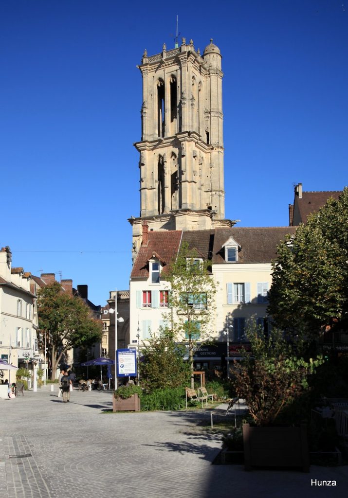 Tour Saint-Maclou à Mantes-la-Jolie