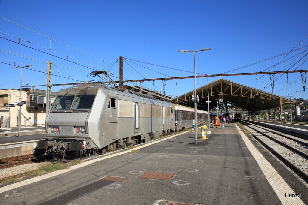 Locomotive BB 26012 Sybic en gare de Brive