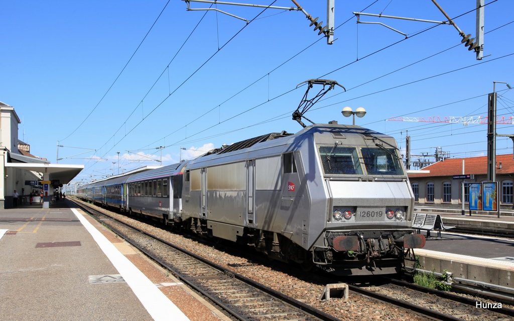 Locomotive BB 26019 Sybic en gare de Clermont-Ferrand