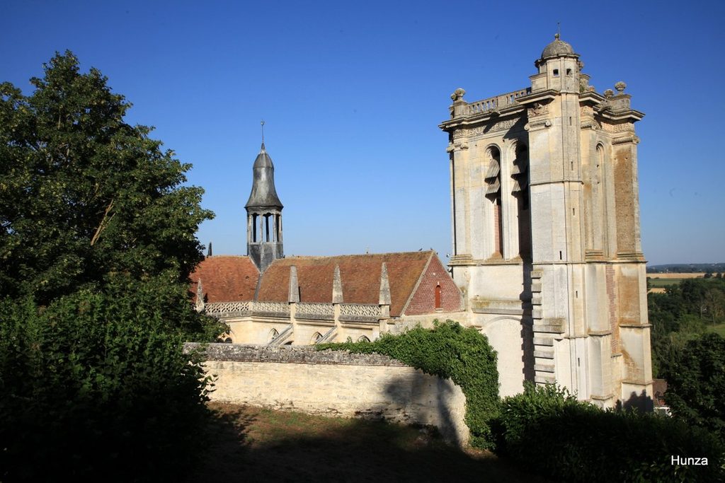 Tour sud de l’église Saint-Jean-Baptiste de Chaumont-en-Vexin