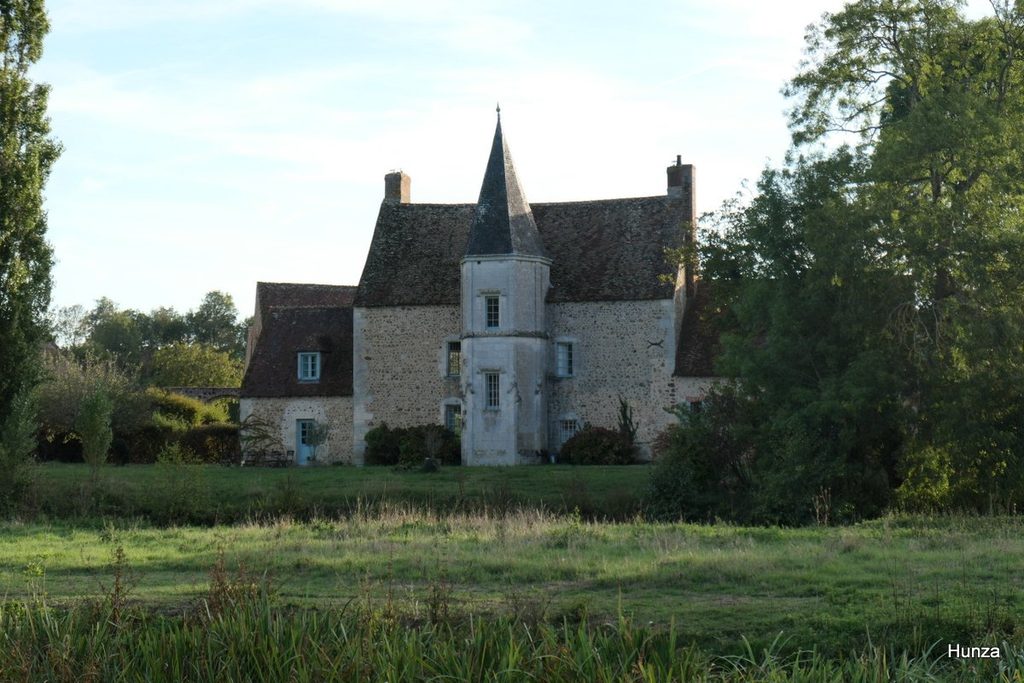 Manoir de Saveuse à Mémillon